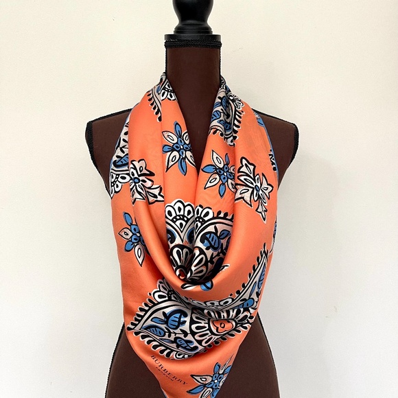 NWT Burberry Scarf Lucky Alhambra Flower Peach Turquoise Silk Wrap - Picture 12 of 16